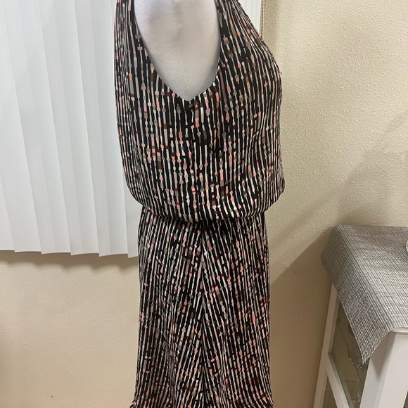 WHITE HOUSEE BLACK MARKET MIDI DRESS SIZE 4 - Picture 3 of 16